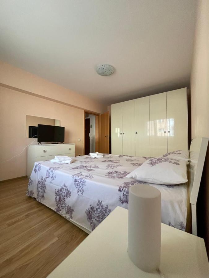 Cerna Apartament Lejlighed Braşov Eksteriør billede